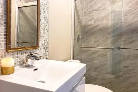 6634 SW 76th Terrace South Miami FL 33143