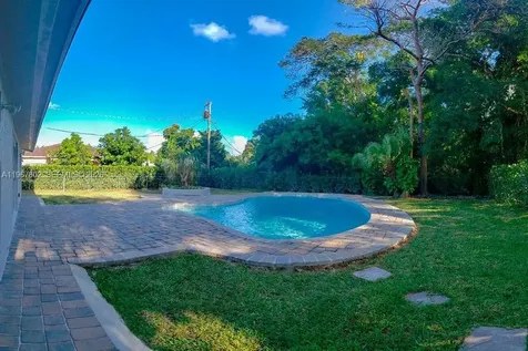 6634 SW 76th Terrace South Miami FL 33143