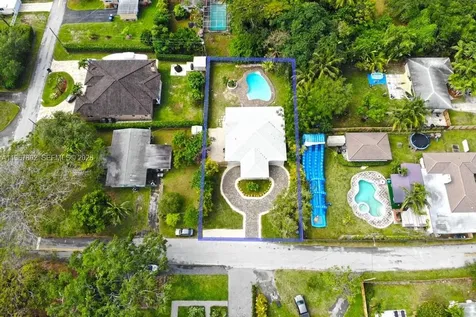 6634 SW 76th Terrace South Miami FL 33143