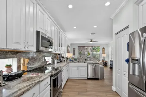 1561 SW 187th Avenue Pembroke Pines FL 33029