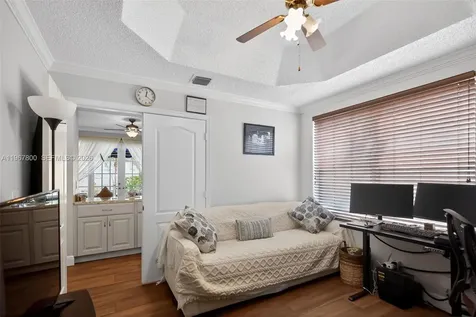 1561 SW 187th Avenue Pembroke Pines FL 33029