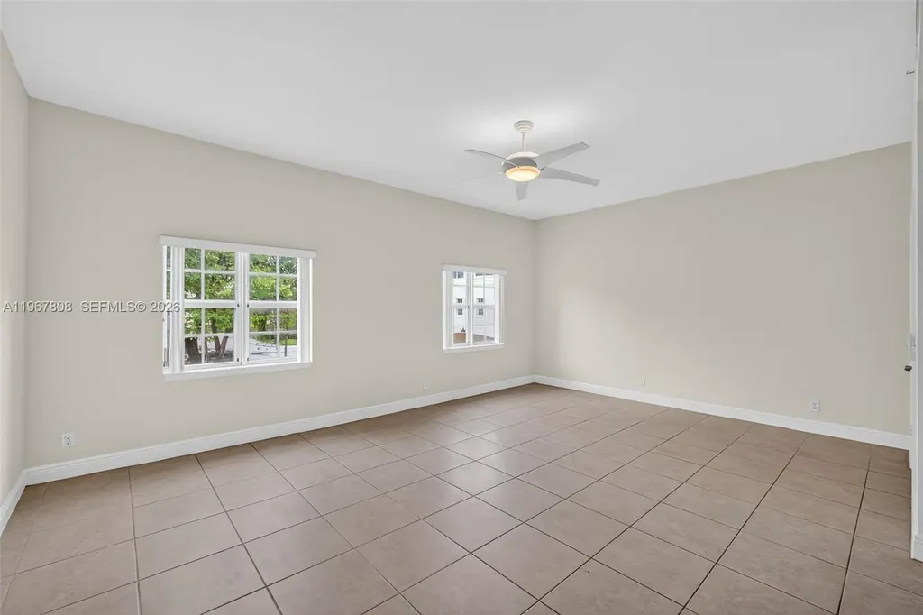 704 SW 1st Avenue Pompano Beach FL 33060
