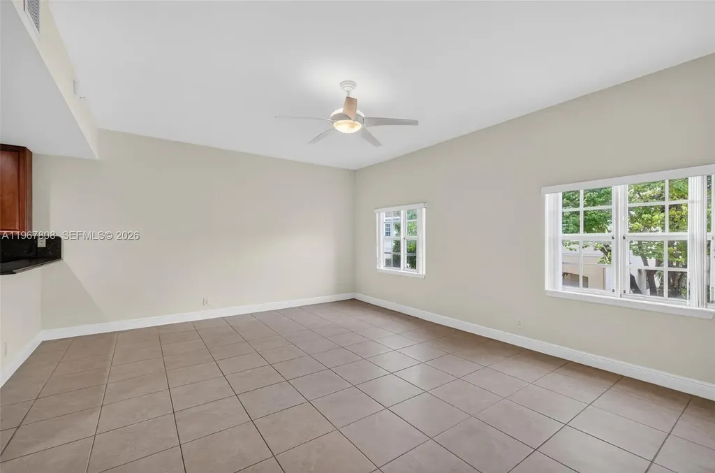 704 SW 1st Avenue Pompano Beach FL 33060