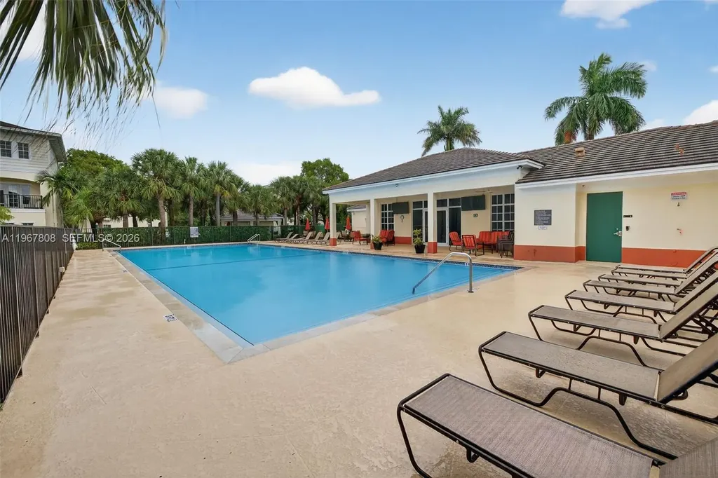 704 SW 1st Avenue Pompano Beach FL 33060