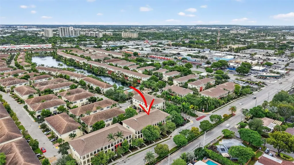 704 SW 1st Avenue Pompano Beach FL 33060
