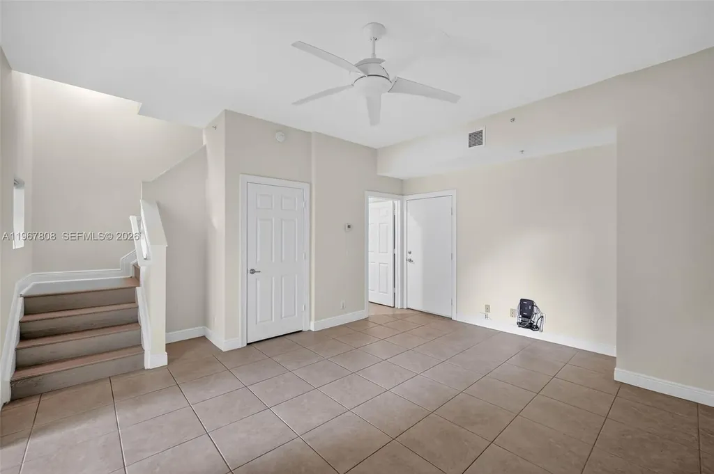 704 SW 1st Avenue Pompano Beach FL 33060