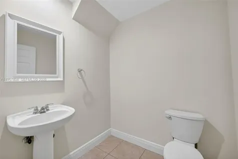 704 SW 1st Avenue Pompano Beach FL 33060