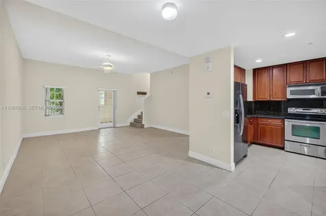 704 SW 1st Avenue Pompano Beach FL 33060