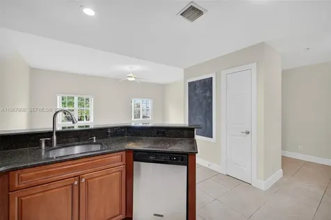704 SW 1st Avenue Pompano Beach FL 33060