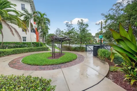 704 SW 1st Avenue Pompano Beach FL 33060