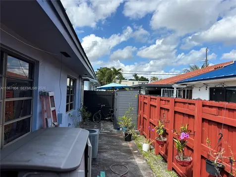 3625 SW 6 Street Miami FL 33135