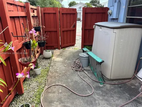 3625 SW 6 Street Miami FL 33135