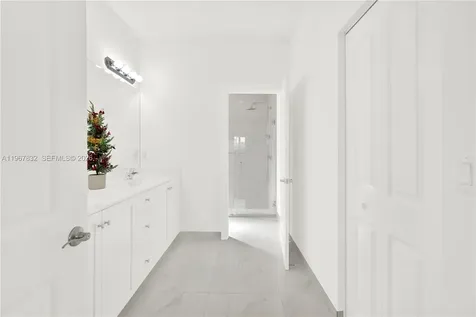 19059 SW 134th Court Miami FL 33177