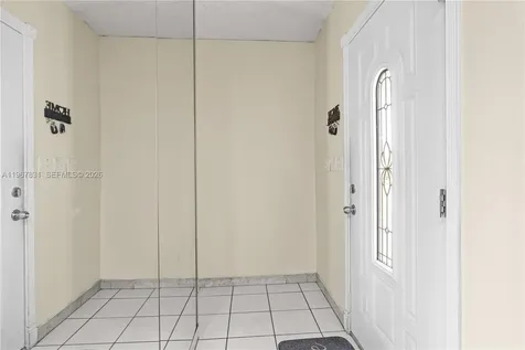 911 NW 22nd Place Miami FL 33125