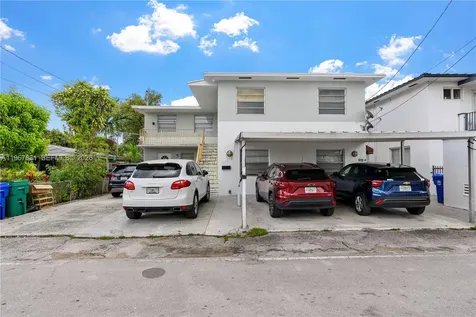 911 NW 22nd Place Miami FL 33125
