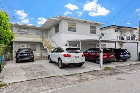 911 NW 22nd Place Miami FL 33125