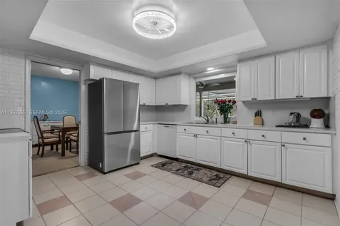 7541 SW 9th Street Plantation FL 33317