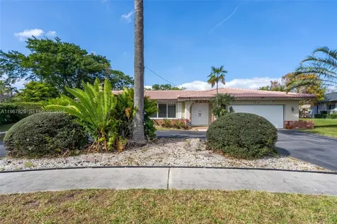 7541 SW 9th Street Plantation FL 33317
