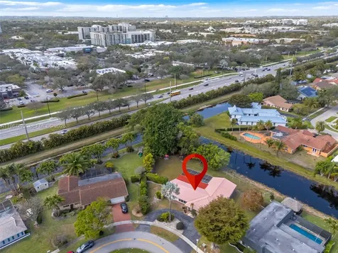 7541 SW 9th Street Plantation FL 33317