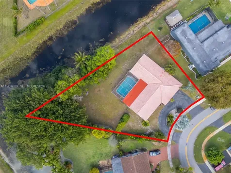 7541 SW 9th Street Plantation FL 33317
