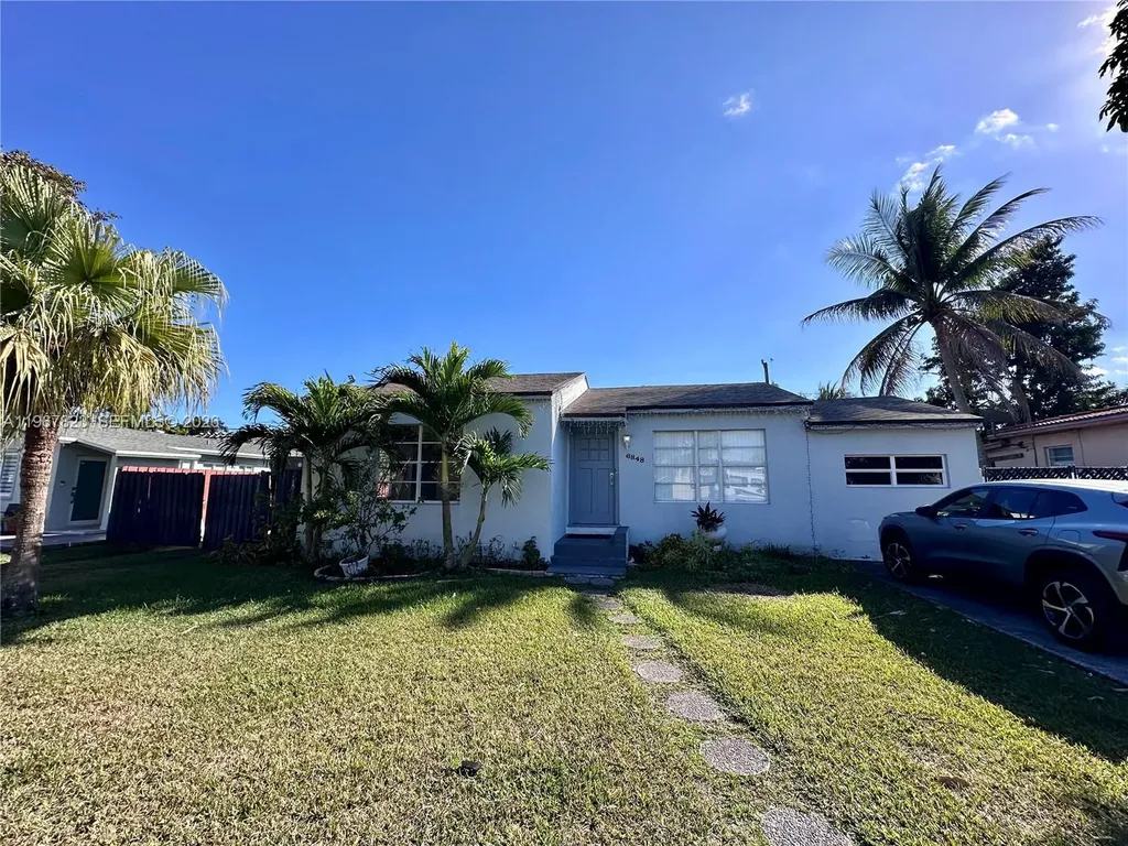 6848 SW 38th Street Miami FL 33155