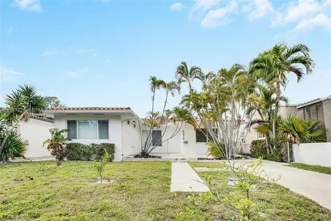 9372 Abbott Avenue Surfside FL 33154
