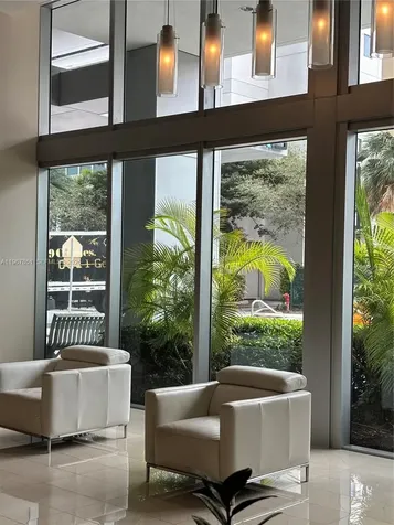 79 SW 12th Street Miami FL 33130