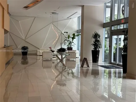 79 SW 12th Street Miami FL 33130