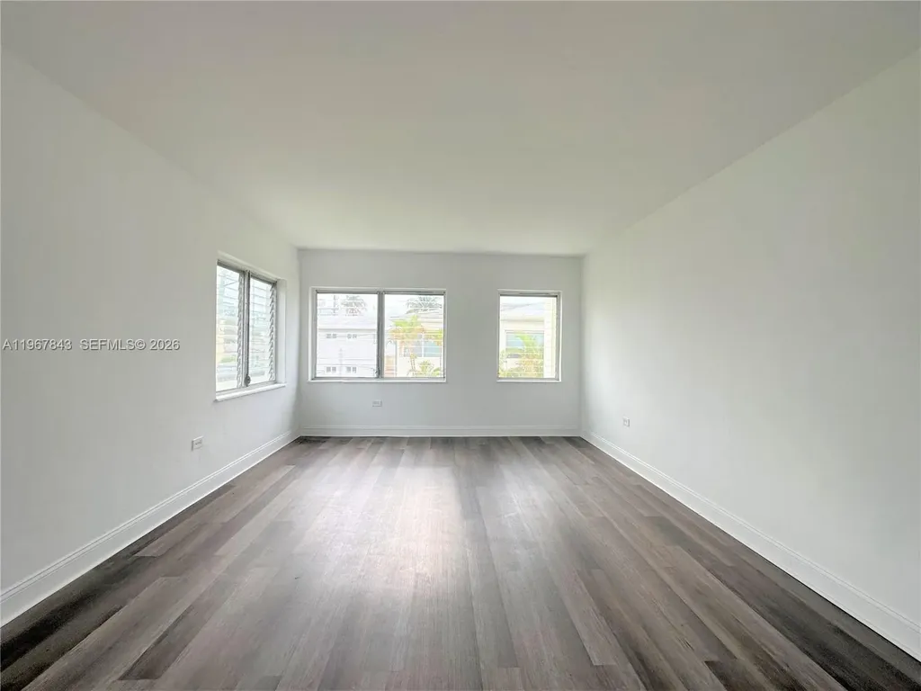1910 Biarritz Drive Miami Beach FL 33141