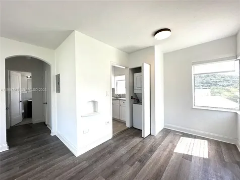 1910 Biarritz Drive Miami Beach FL 33141