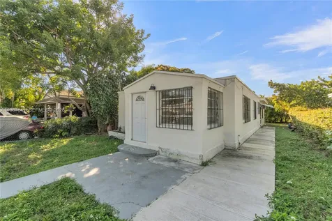 6940 NW 6th Court Miami FL 33150