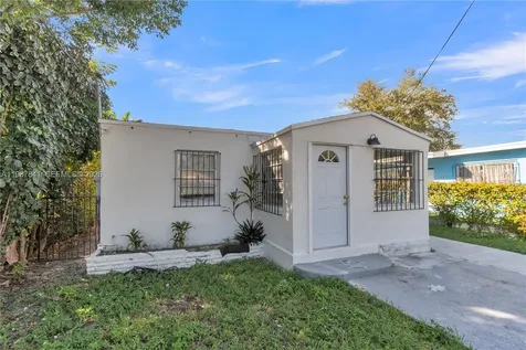 6940 NW 6th Court Miami FL 33150