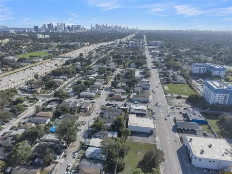 6940 NW 6th Court Miami FL 33150