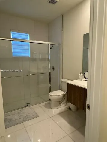 10376 NW 76th Terrace Doral FL 33178