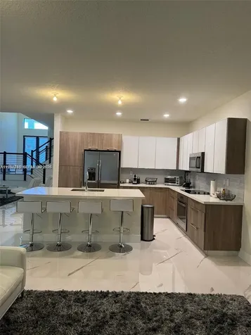 10376 NW 76th Terrace Doral FL 33178