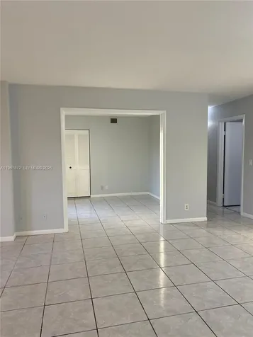 702 Sunny Pine Way Green Acres FL 33415