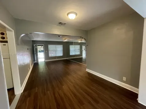 3350 SW 29th Street Miami FL 33133