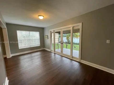 3350 SW 29th Street Miami FL 33133
