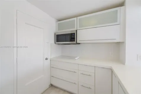 8000 Harding Avenue Miami Beach FL 33141