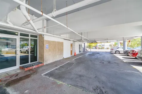 8000 Harding Avenue Miami Beach FL 33141