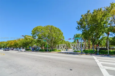8000 Harding Avenue Miami Beach FL 33141
