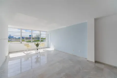 8000 Harding Avenue Miami Beach FL 33141