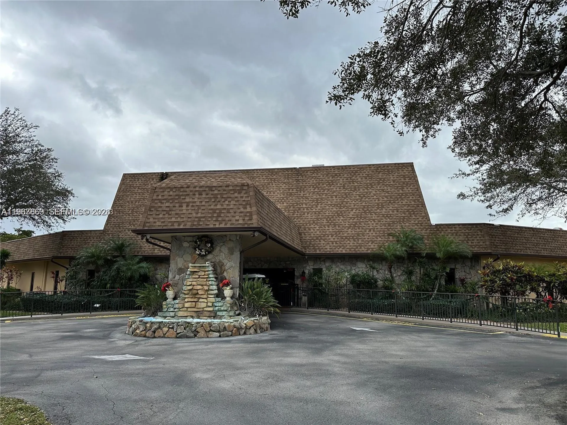 200 Ashbury Road Hollywood FL 33024