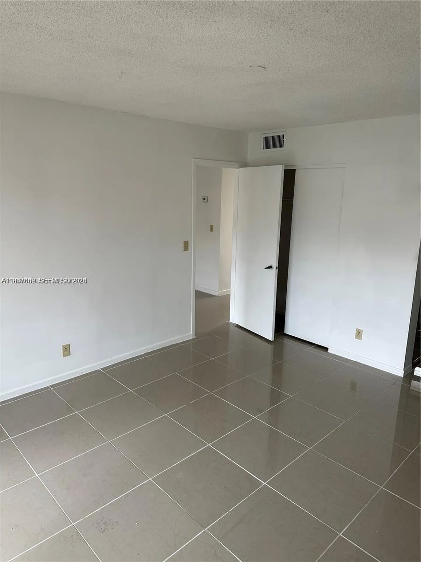 200 Ashbury Road Hollywood FL 33024