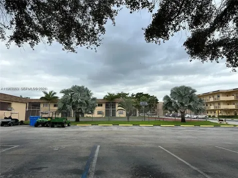 200 Ashbury Road Hollywood FL 33024