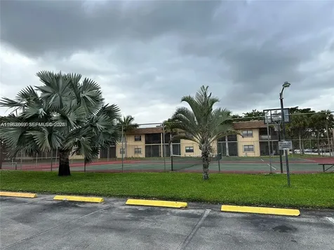 200 Ashbury Road Hollywood FL 33024