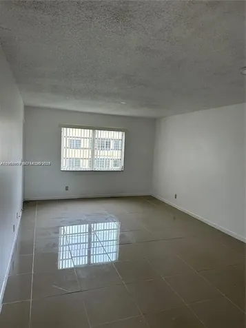 200 Ashbury Road Hollywood FL 33024