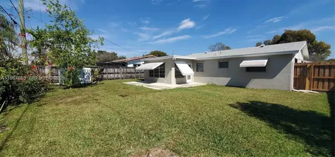 1900 N 32nd Court Hollywood FL 33021