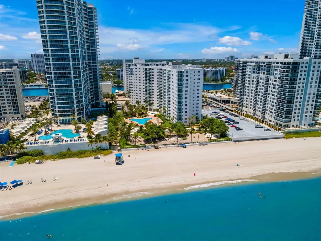 3000 S Ocean Drive Hollywood FL 33019