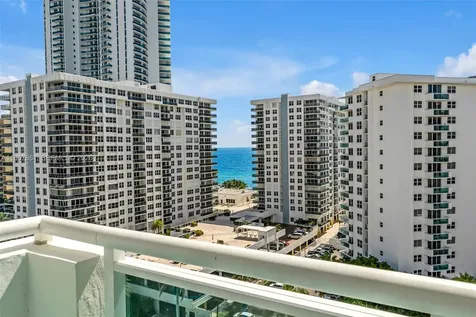 3000 S Ocean Drive Hollywood FL 33019